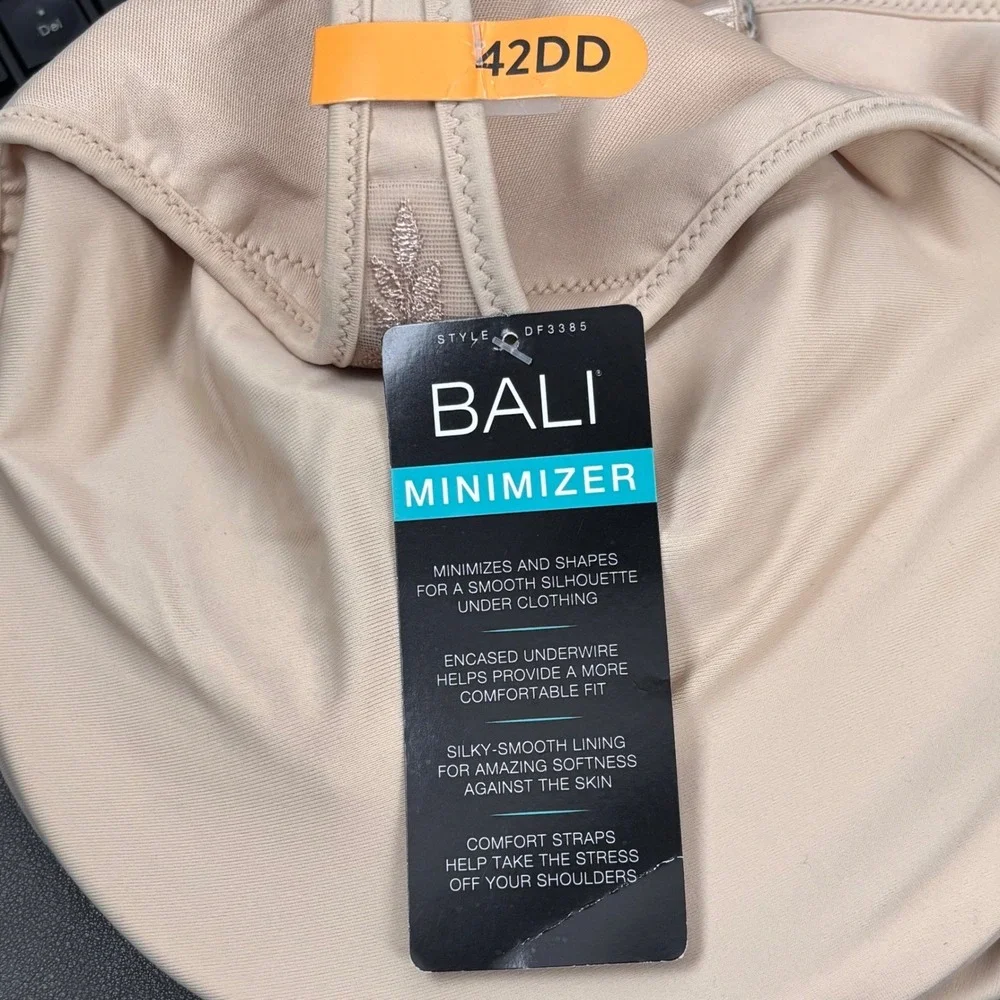 Bali‎ Bra Lift & Minimizer Bundle Lot of 2 Underwire Bras Size 42DD NWT